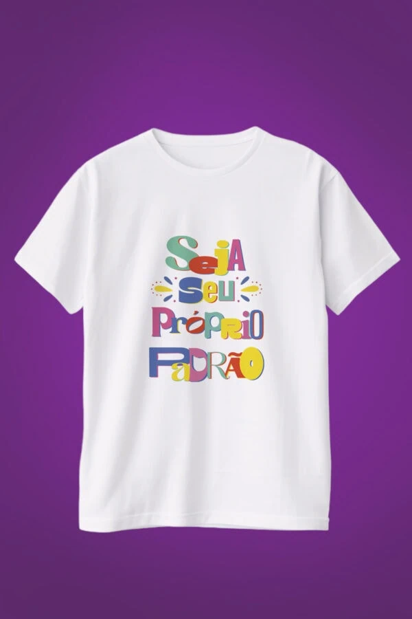 Camiseta Seja seu Próprio Padrão branca, Mais Longa