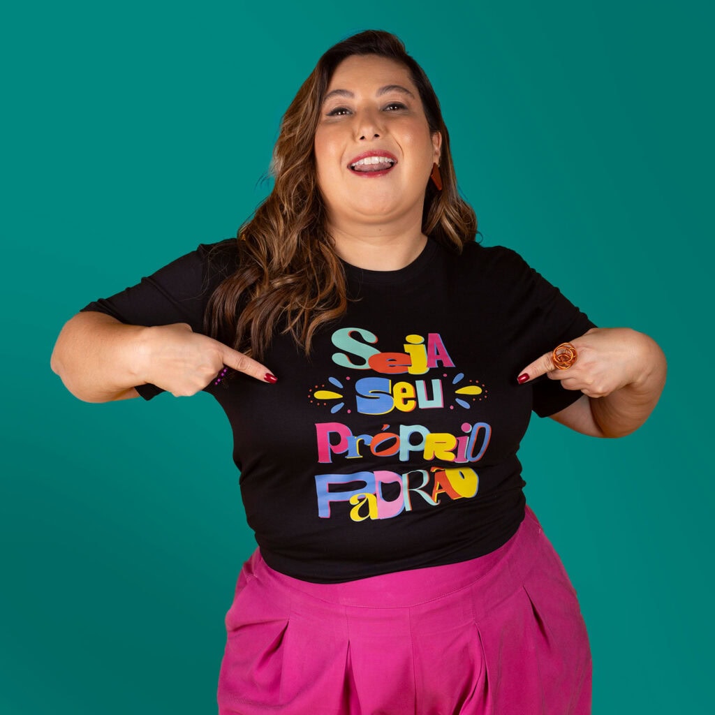 Camiseta Seja Seu Próprio Padrão - Preta, Boxy Fit - Imagem 2